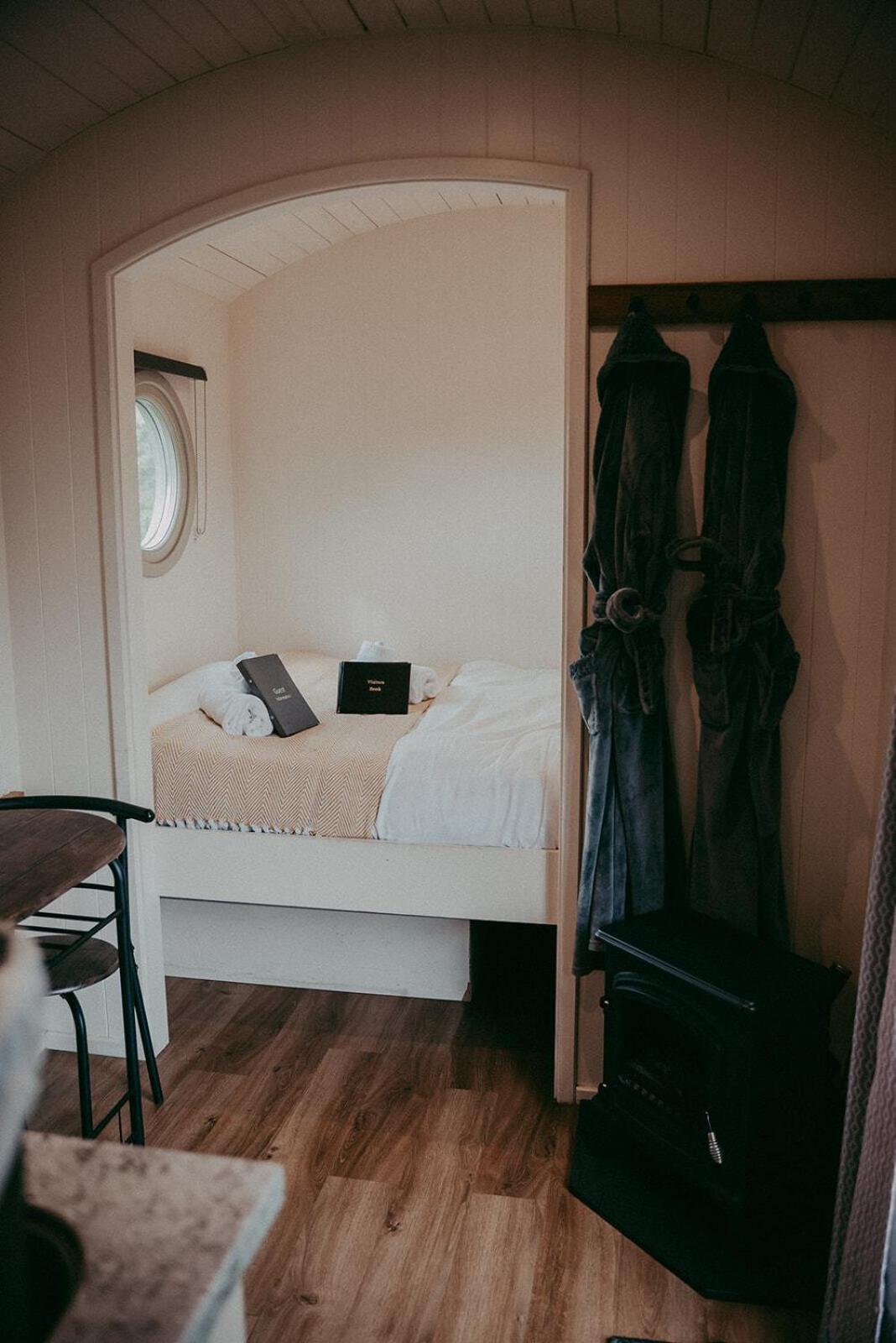 The Wilson Arms Bed & Breakfast Torver Room photo